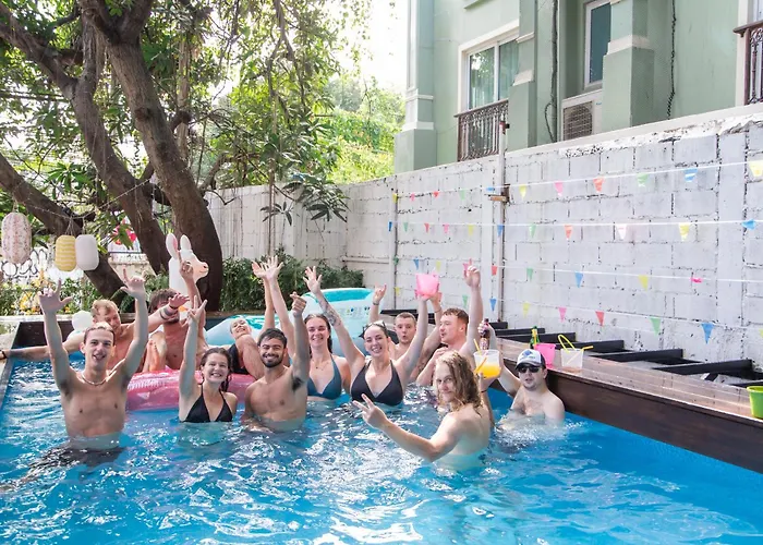 Revolution Khao San By The Bliss Ostello *