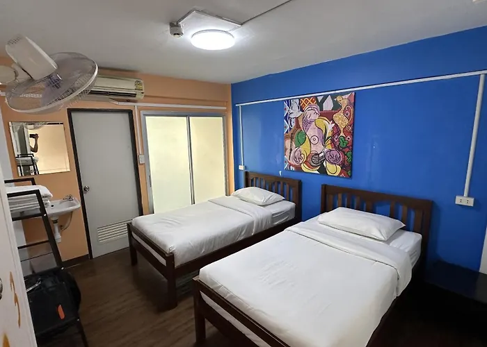 Ostello Revolution Khao San By The Bliss Bangkok