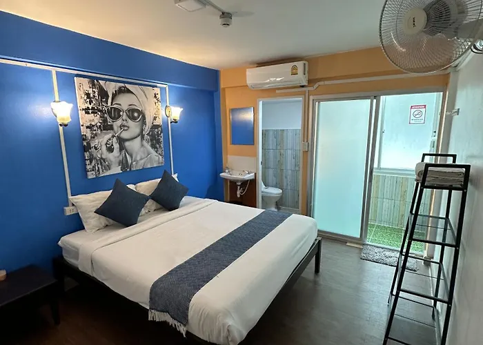 Revolution Khao San By The Bliss Ostello